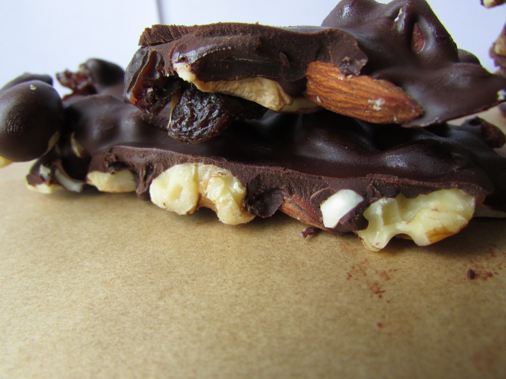 vegan almond bark 1